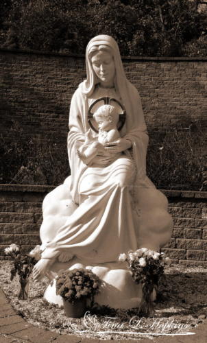 Virgin Mary & Baby Jesus Sepia 
